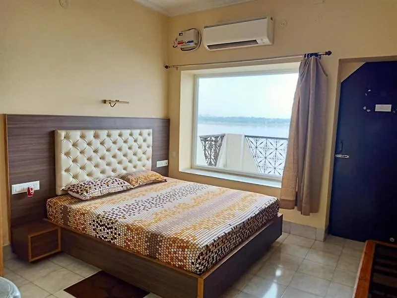Scindhia Guest House Varanasi