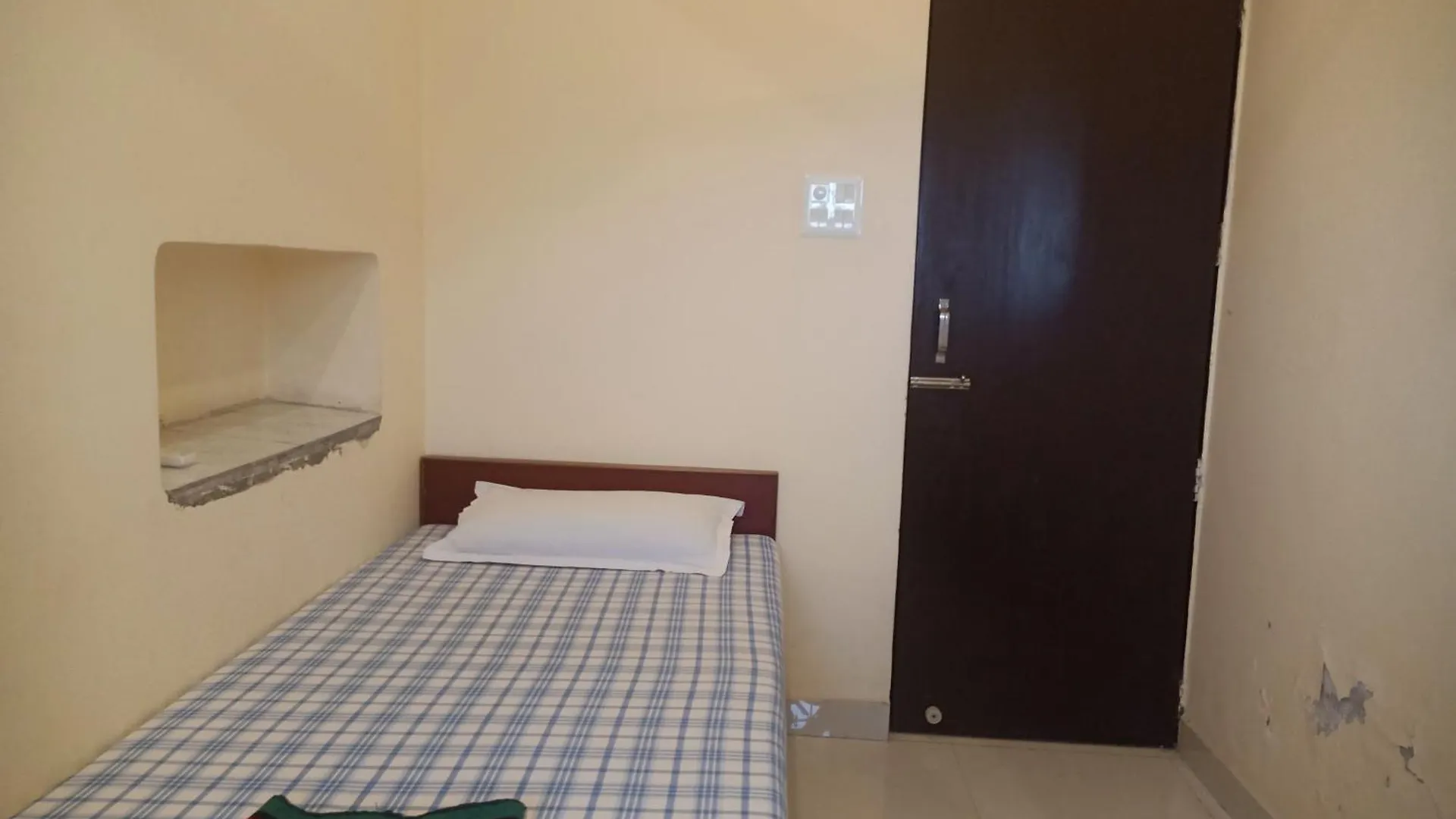 Scindhia Guest House Varanasi