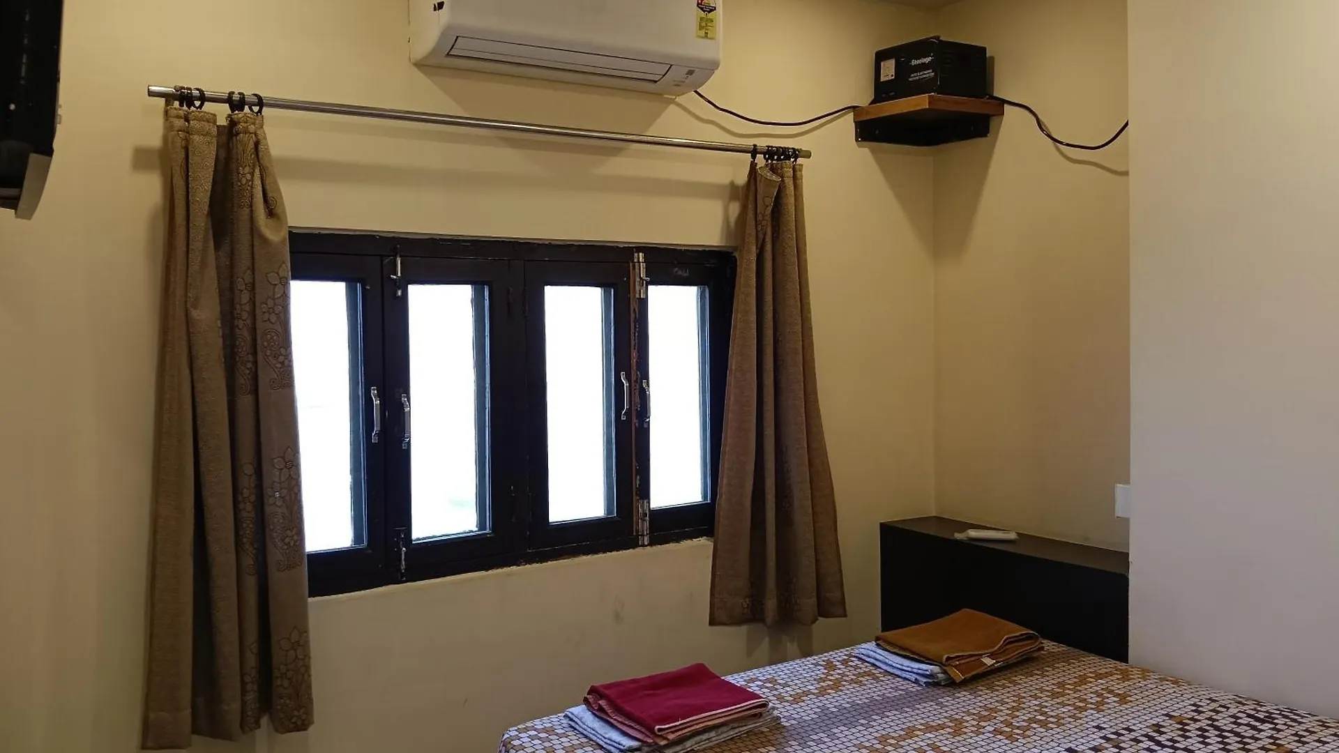 Scindhia Guest House Varanasi