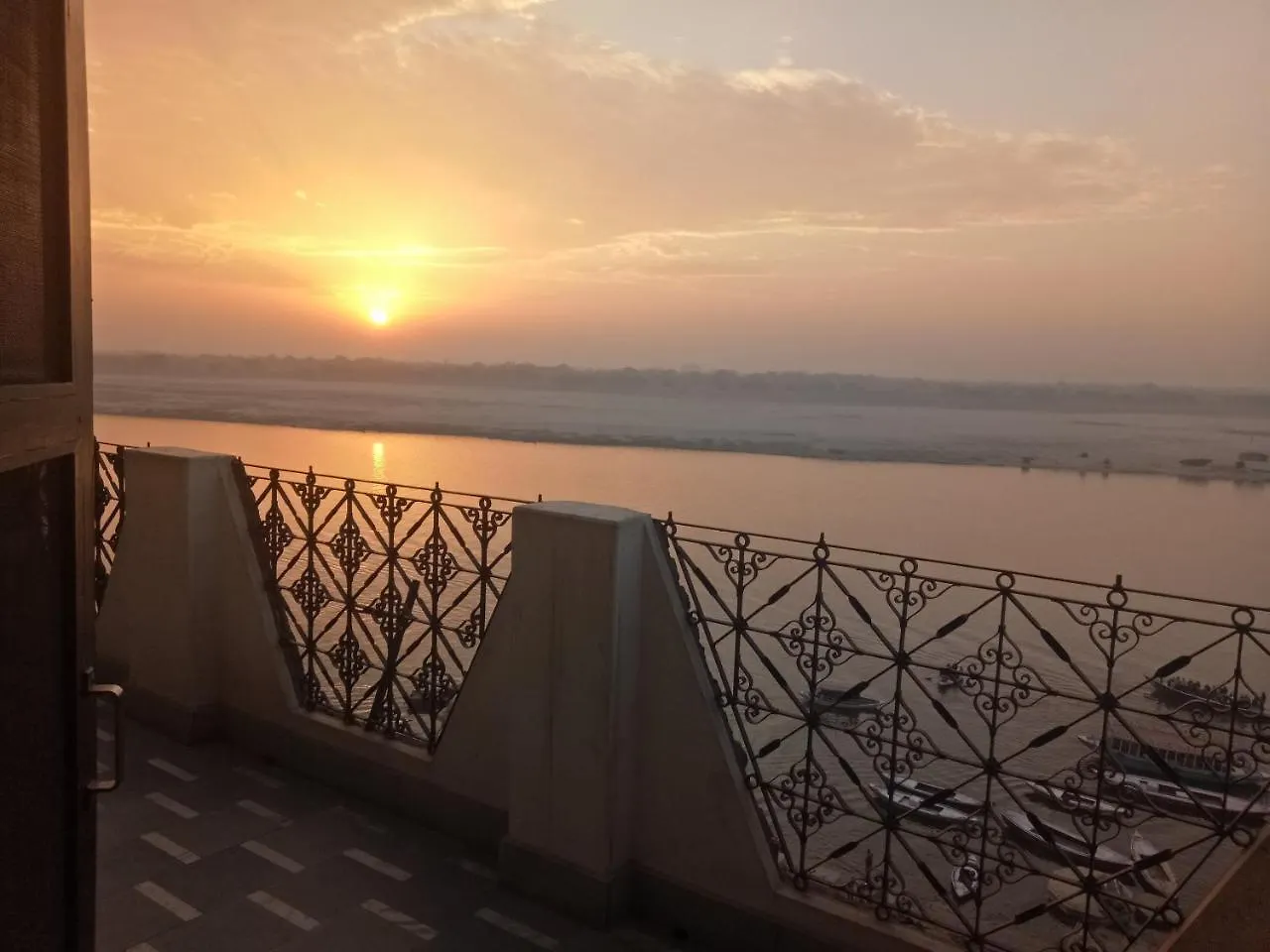 Scindhia Guest House Varanasi