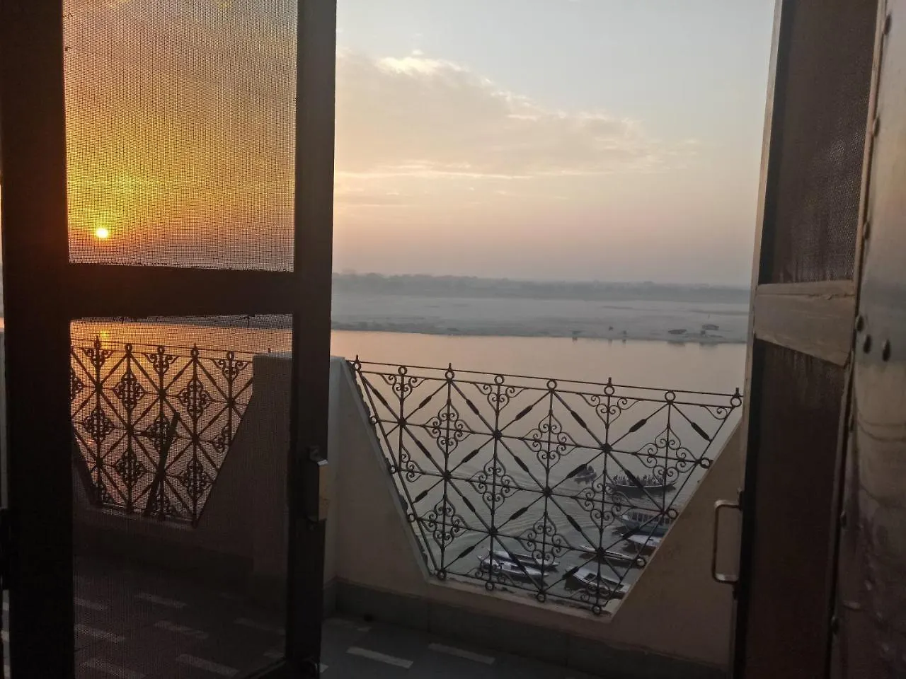 Scindhia Guest House Varanasi